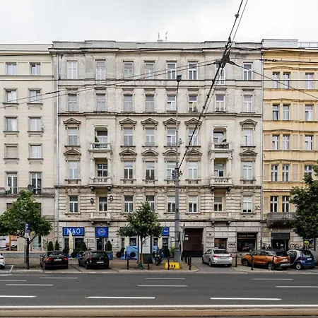 Charlie Center Varsovia