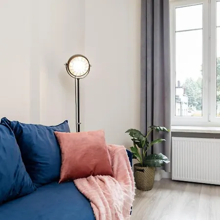 Charlie Center Apartman *